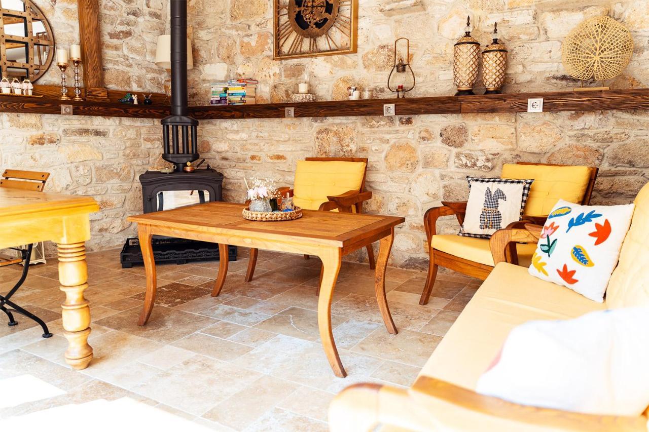 Sinem Hanim Konagi Boutique Hotel Yenifoca Exterior foto